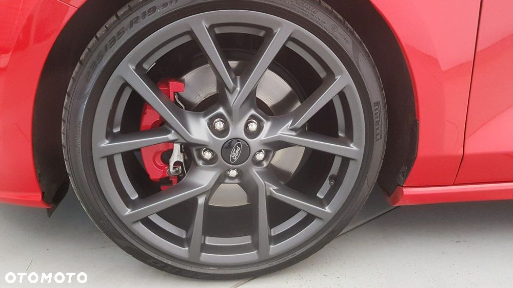 Ford Focus - 9