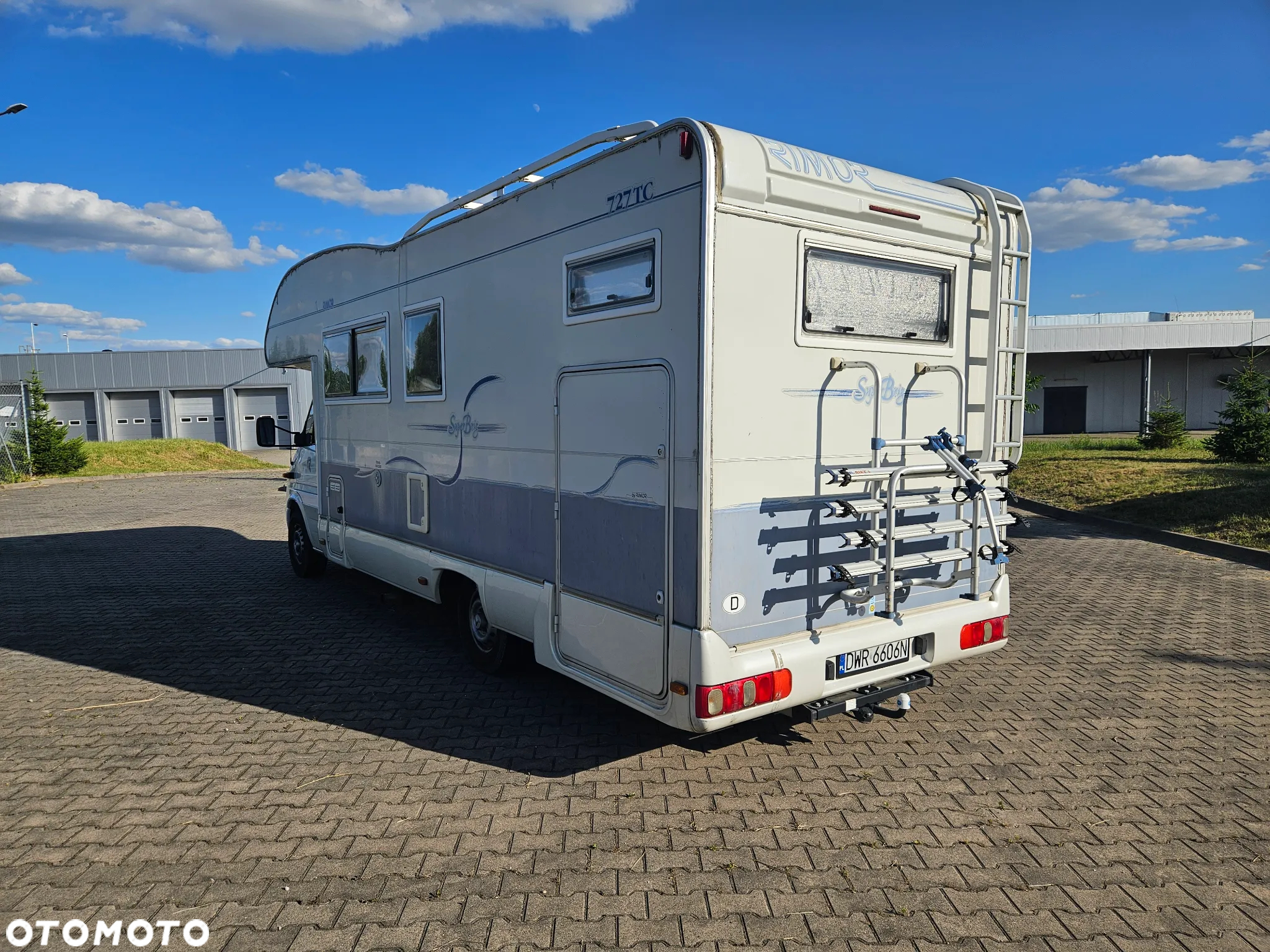 Mercedes-Benz SPRINTER - 14