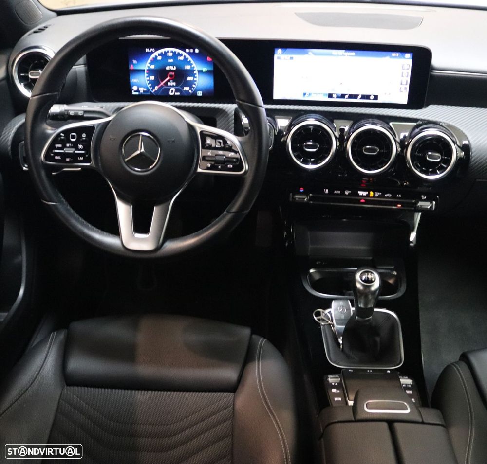 Mercedes-Benz A 180 d Style Plus - 28