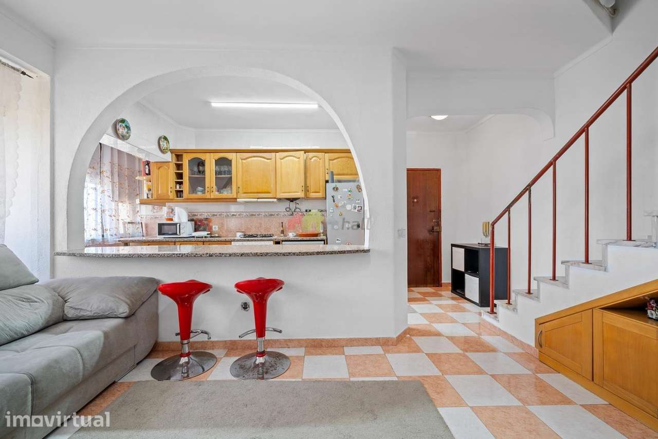Apartamento T2 Duplex em Coina, Barreiro - Grande imagem: 5/20