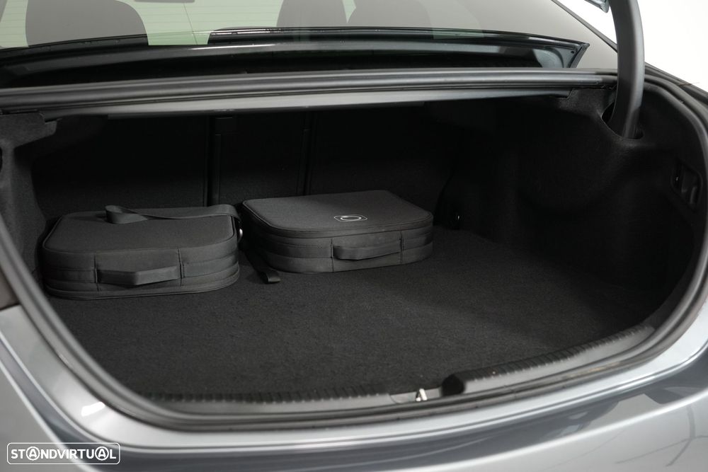 Mercedes-Benz C 300 de AMG Line - 11