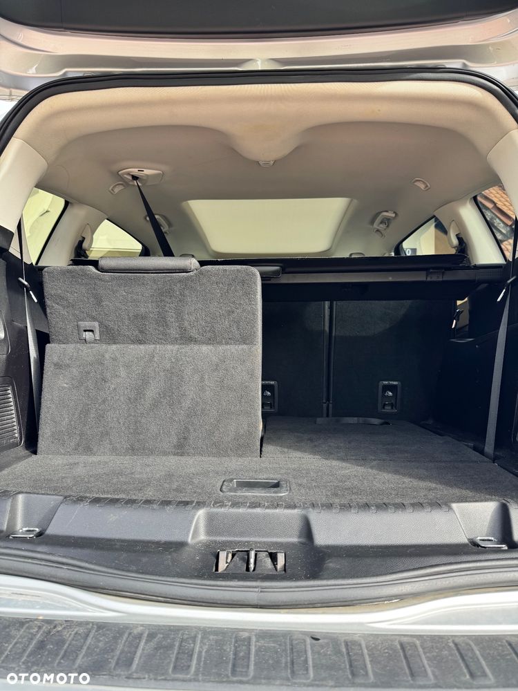 Ford S-Max - 24