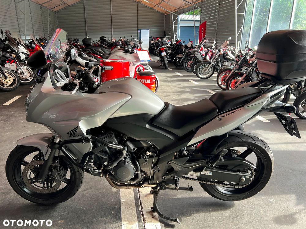 Honda CBF - 16