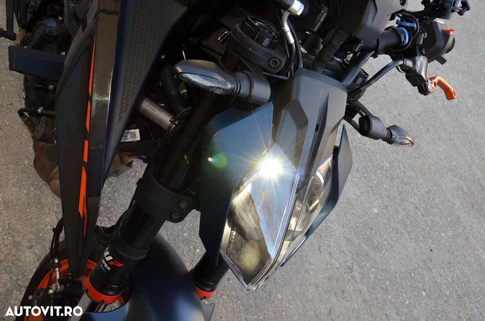 KTM 125 Duke - 10