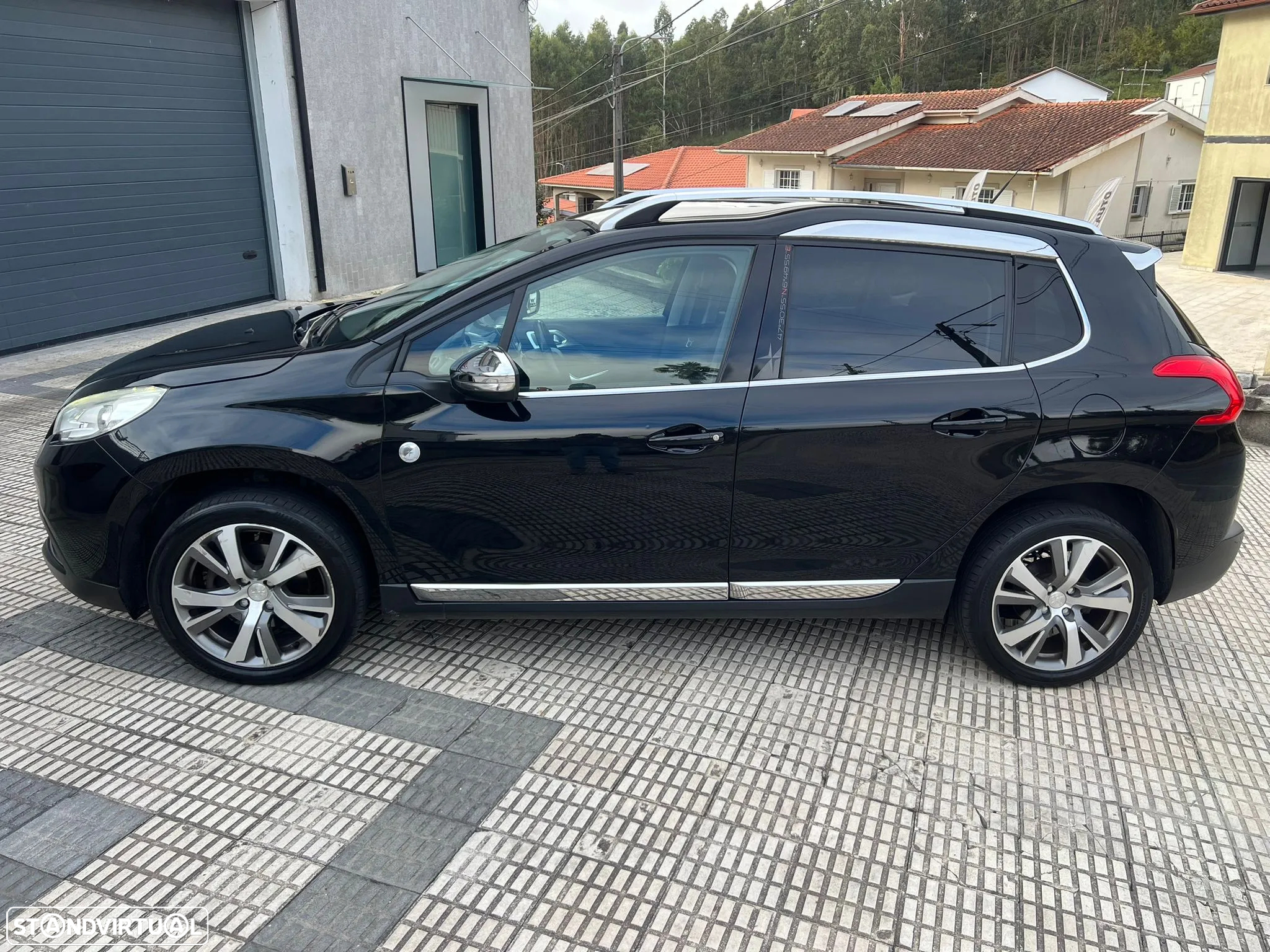 Peugeot 2008 PureTech 110 Stop&Start Crossway - 2