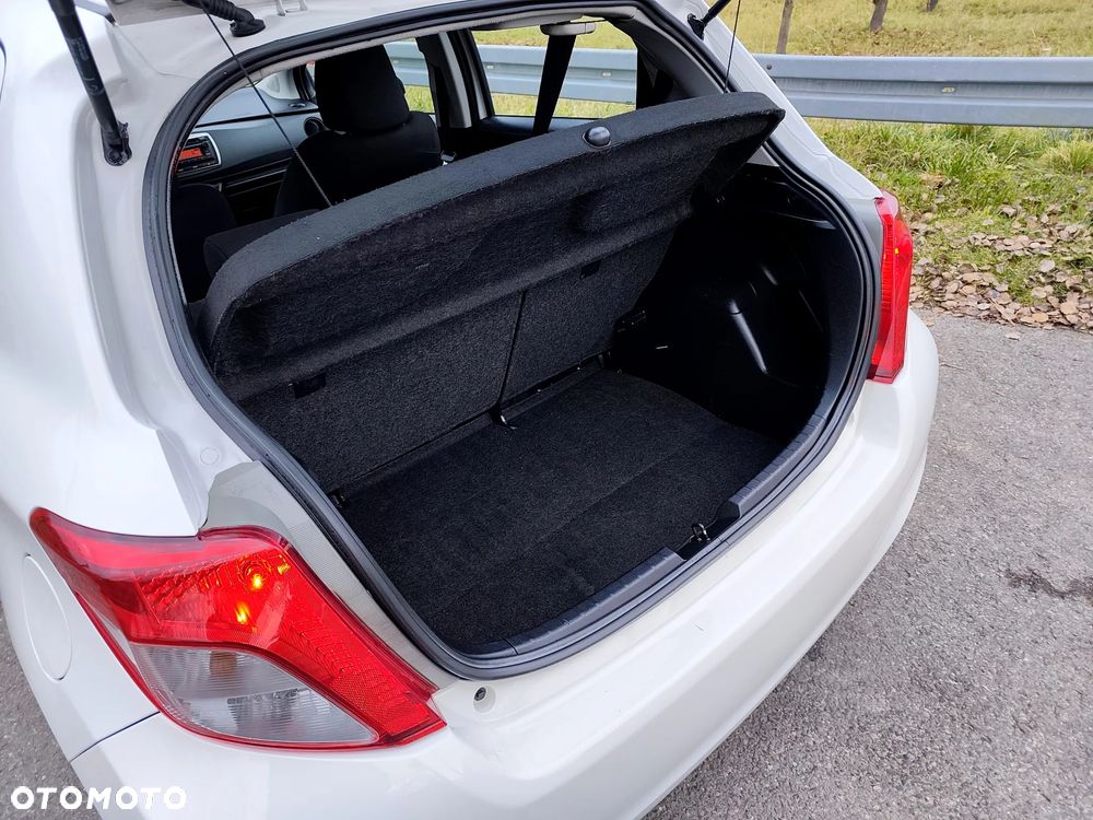 Toyota Yaris 1.33 Sol - 21