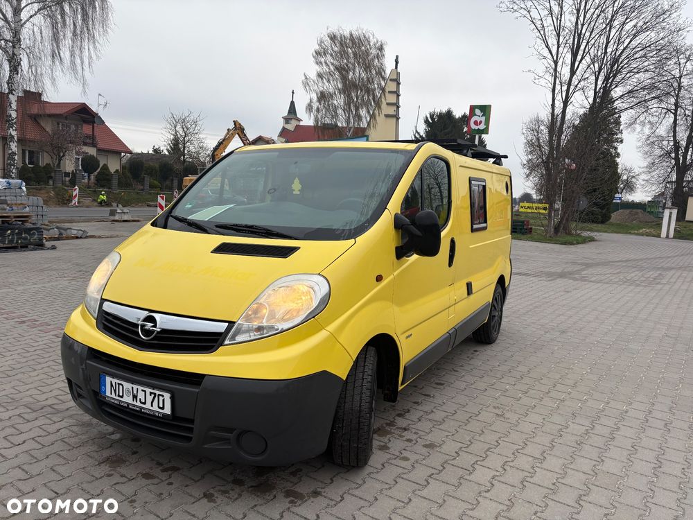 Opel Vivaro - 11