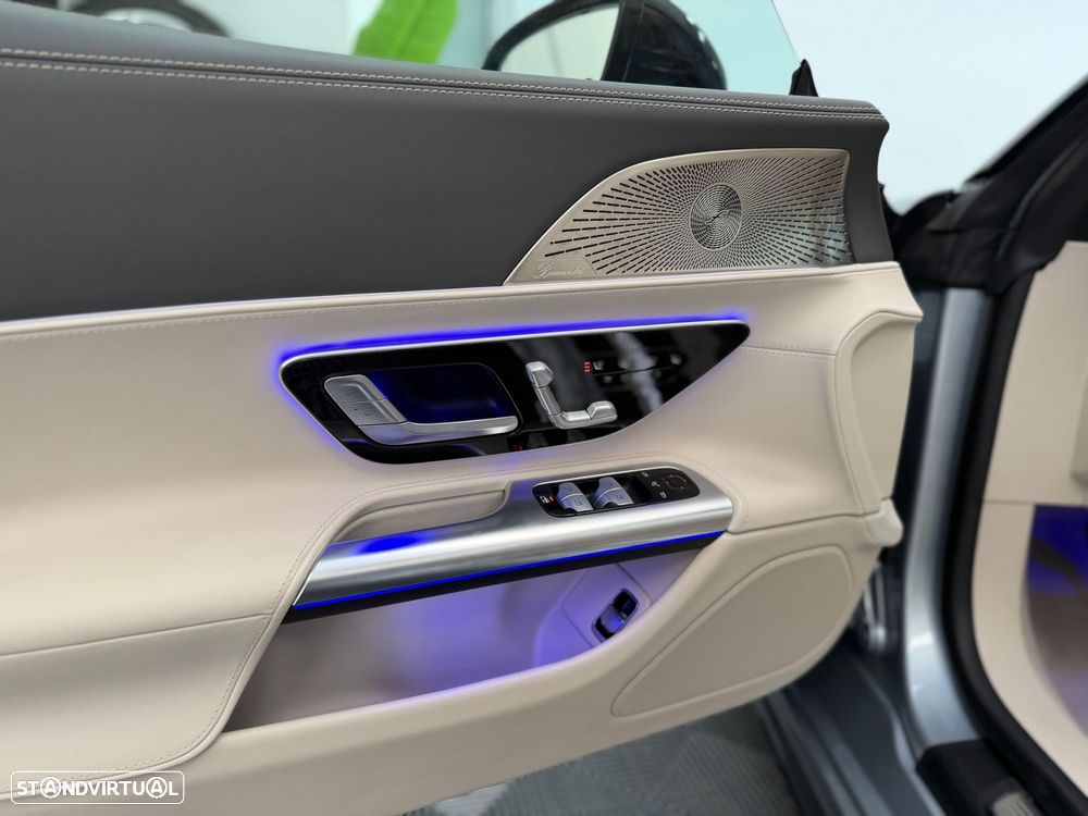 Mercedes-Benz SL 63 AMG 4Matic+ - 14