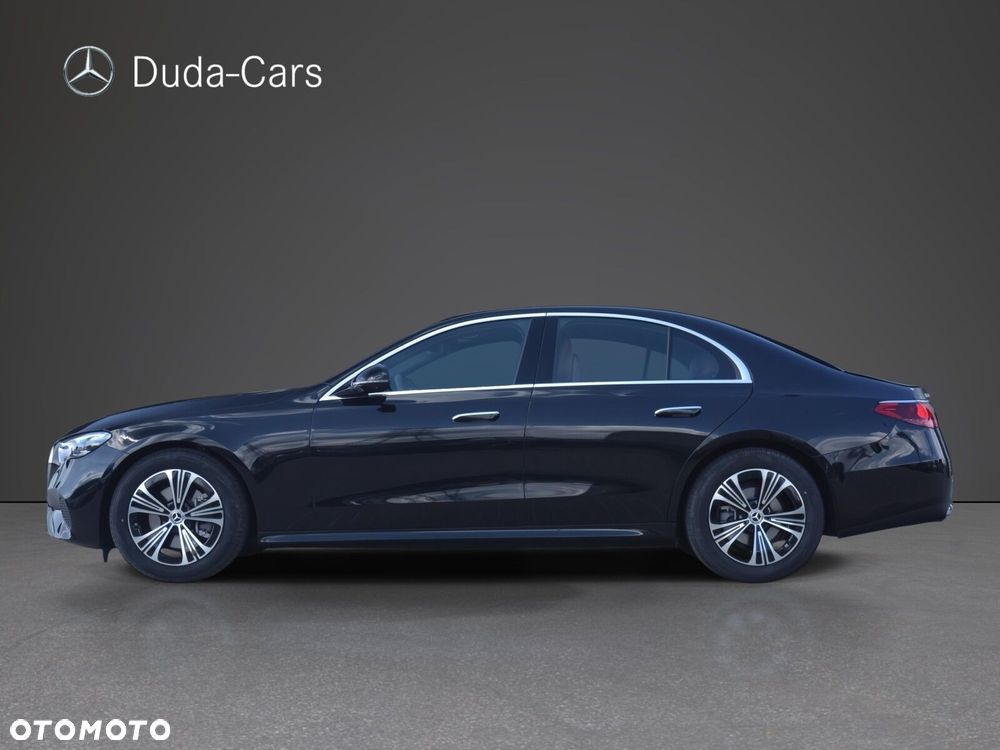 Mercedes-Benz Klasa E 200 mHEV 4-Matic Avantgarde 9G-Tronic - 4