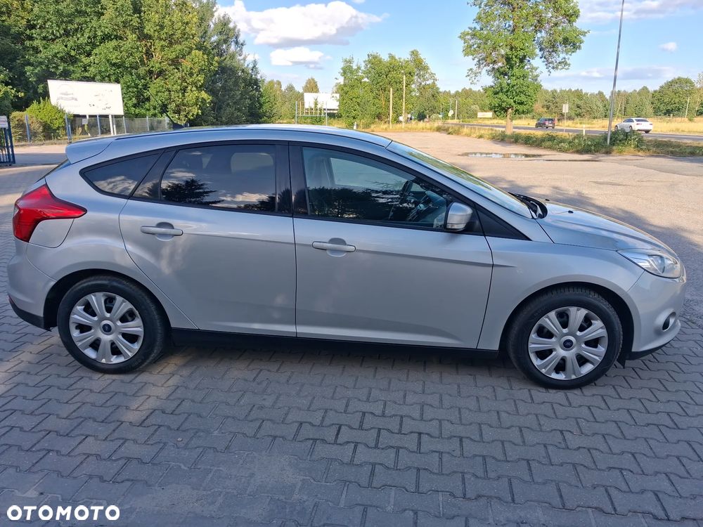 Ford Focus - 13