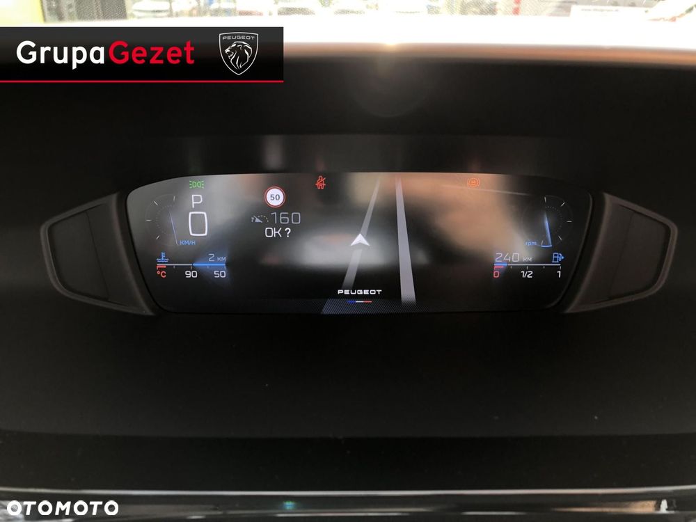 Peugeot 408 - 12