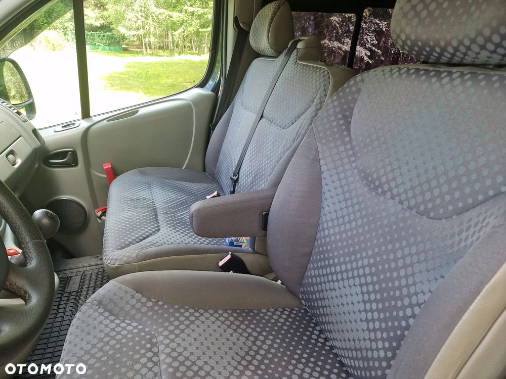 Renault Trafic - 13