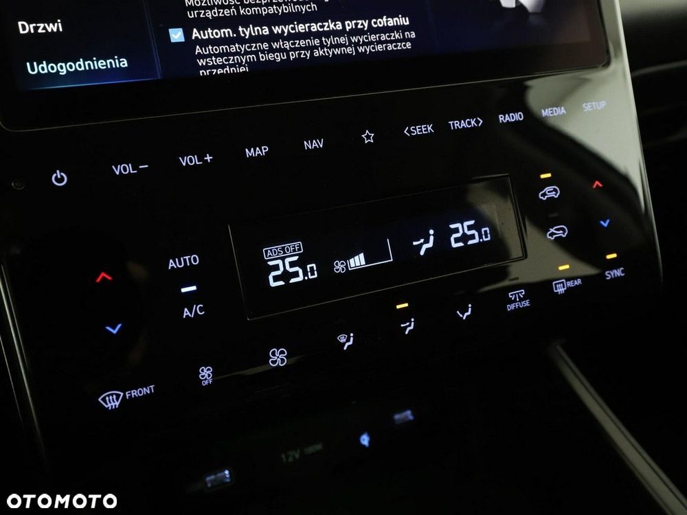 Hyundai Tucson 1.6 CRDi 48V-Hybrid 2WD DCT Trend - 27