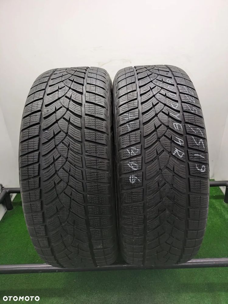 Opony zimowe 235/55/19 Goodyear Ultragrip Performance - 1