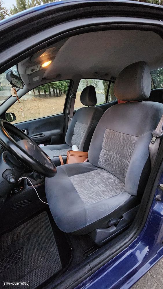 Renault Mégane 1.4 16V Authentic - 10