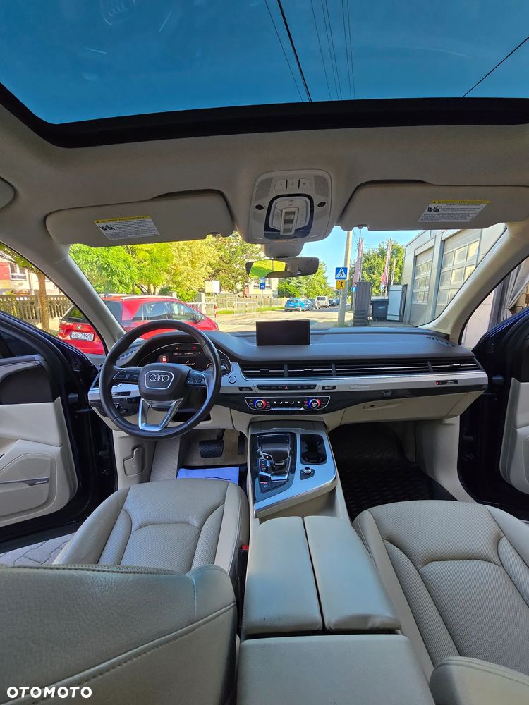 Audi Q7 - 17