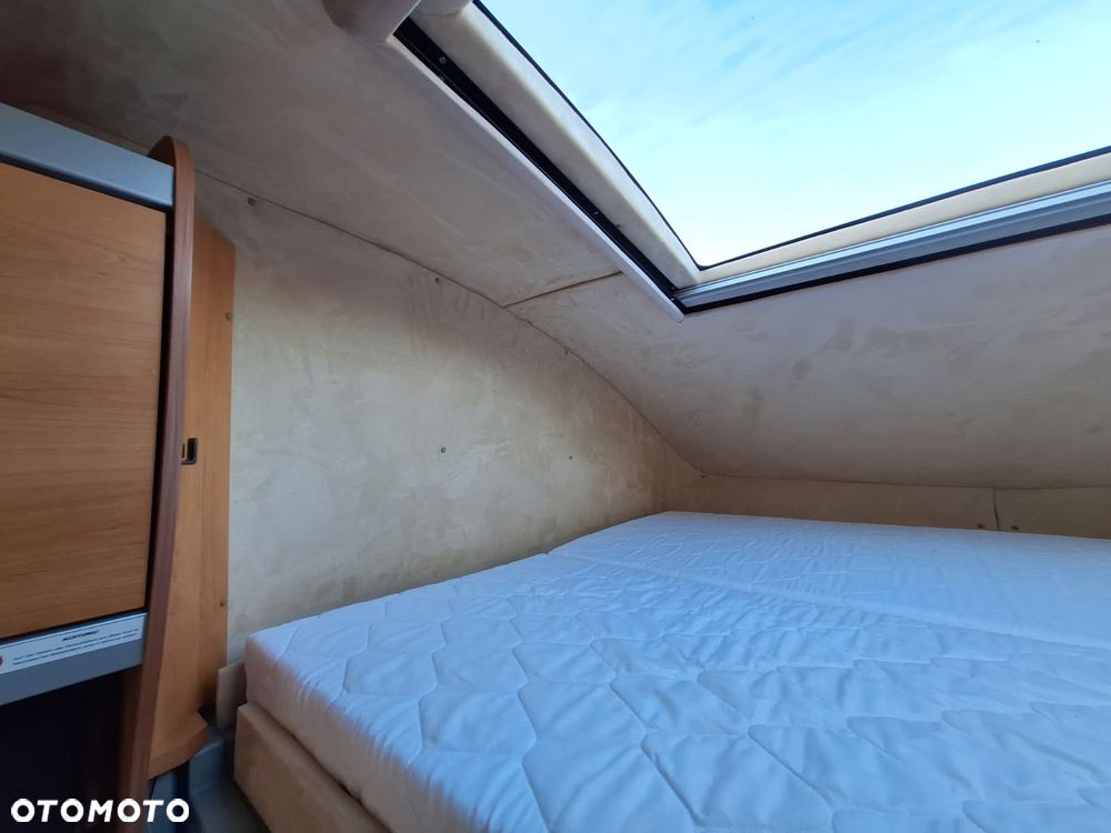 Eura Mobil Terrestra TA 690 HB całoroczny - 16