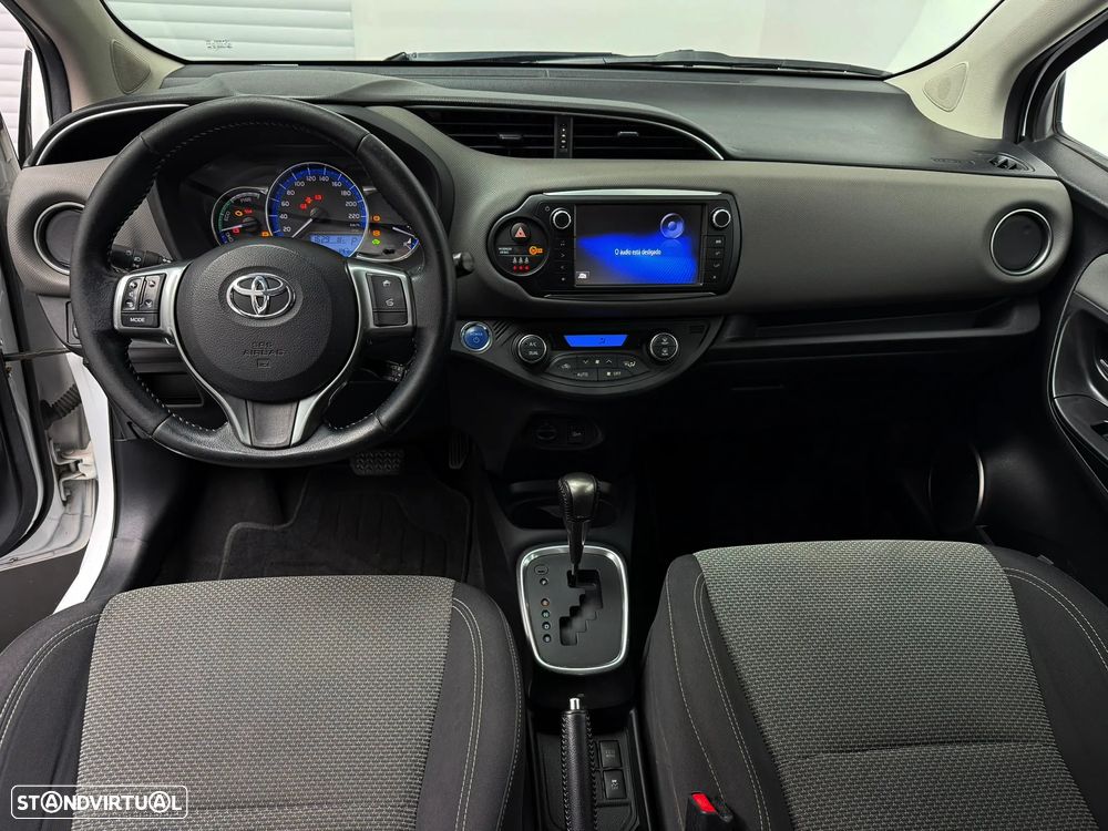 Toyota Yaris 1.5 HSD Comfort - 12