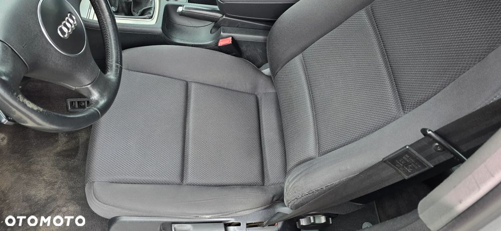 Audi A4 Avant 1.9 TDI - 11