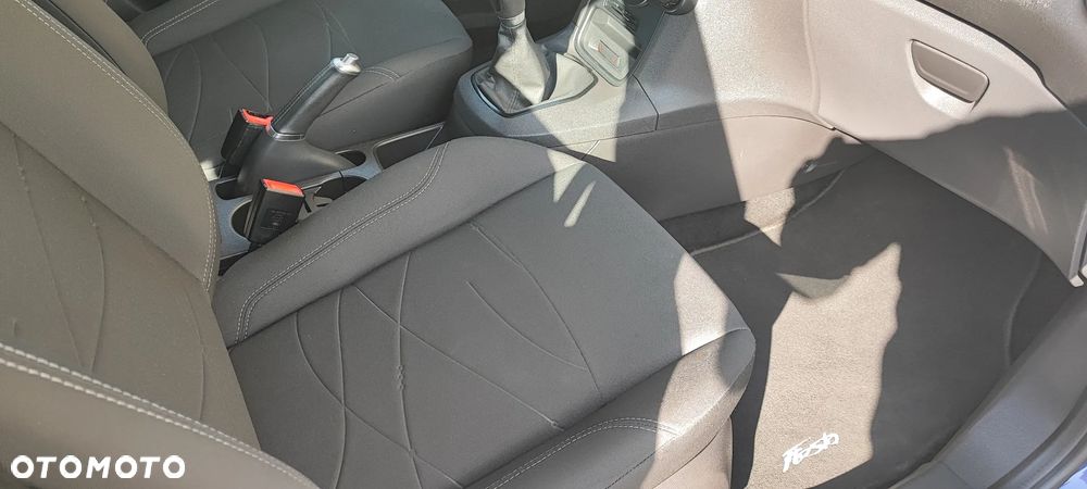 Ford Fiesta 1.25 Gold X EU5 - 36