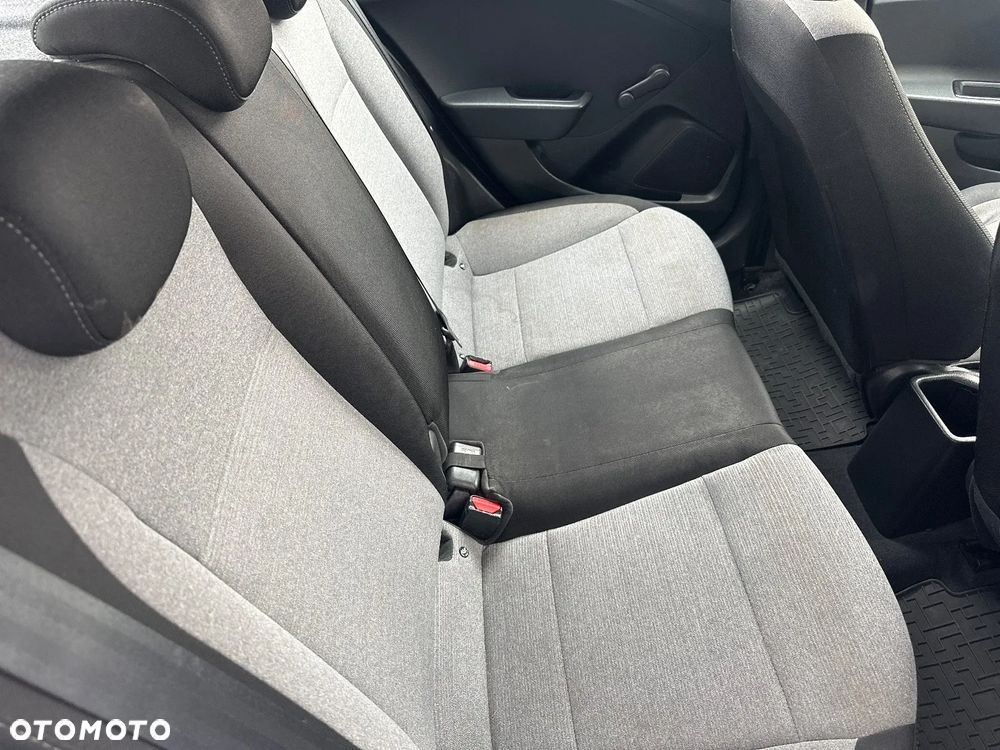 Hyundai i20 ver-1-4-classic-plus - 18