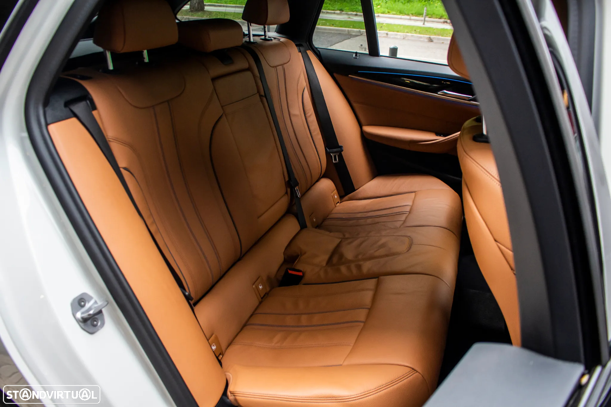 BMW 530 e Pack Desportivo M - 39