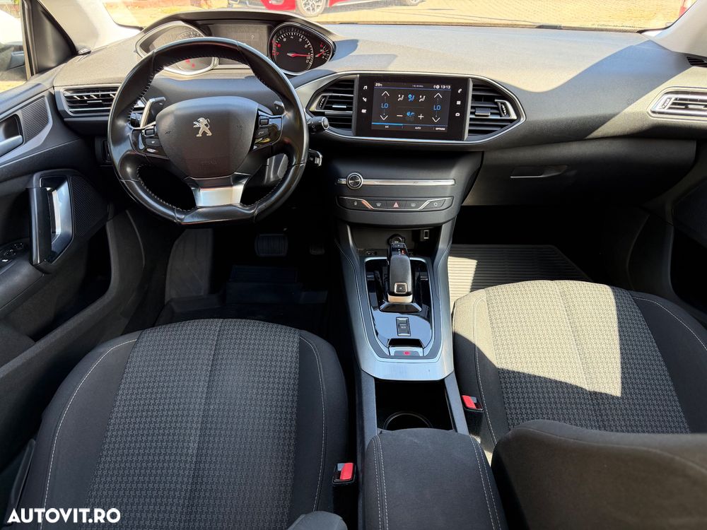 Peugeot 308 1.2 L PureTech Turbo S&S EAT8 Active Pack - 2