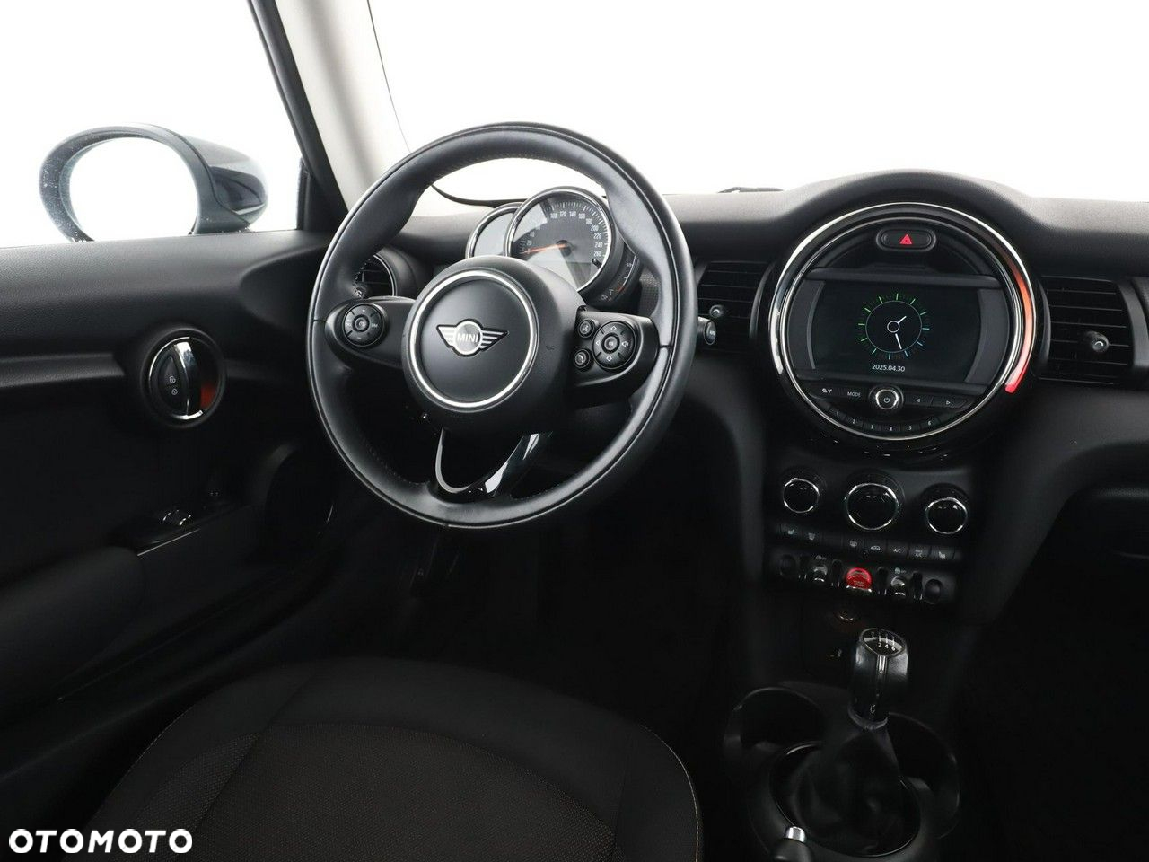 MINI Cooper Standard - 16