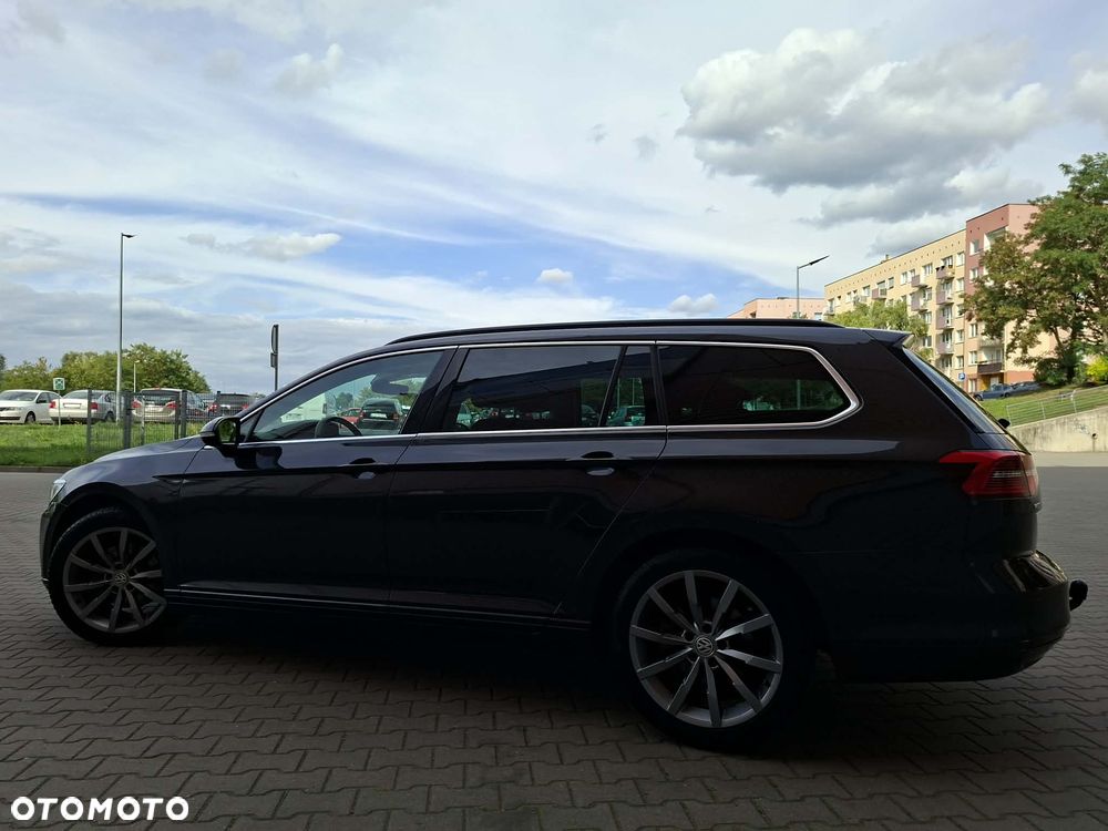 Volkswagen Passat - 21