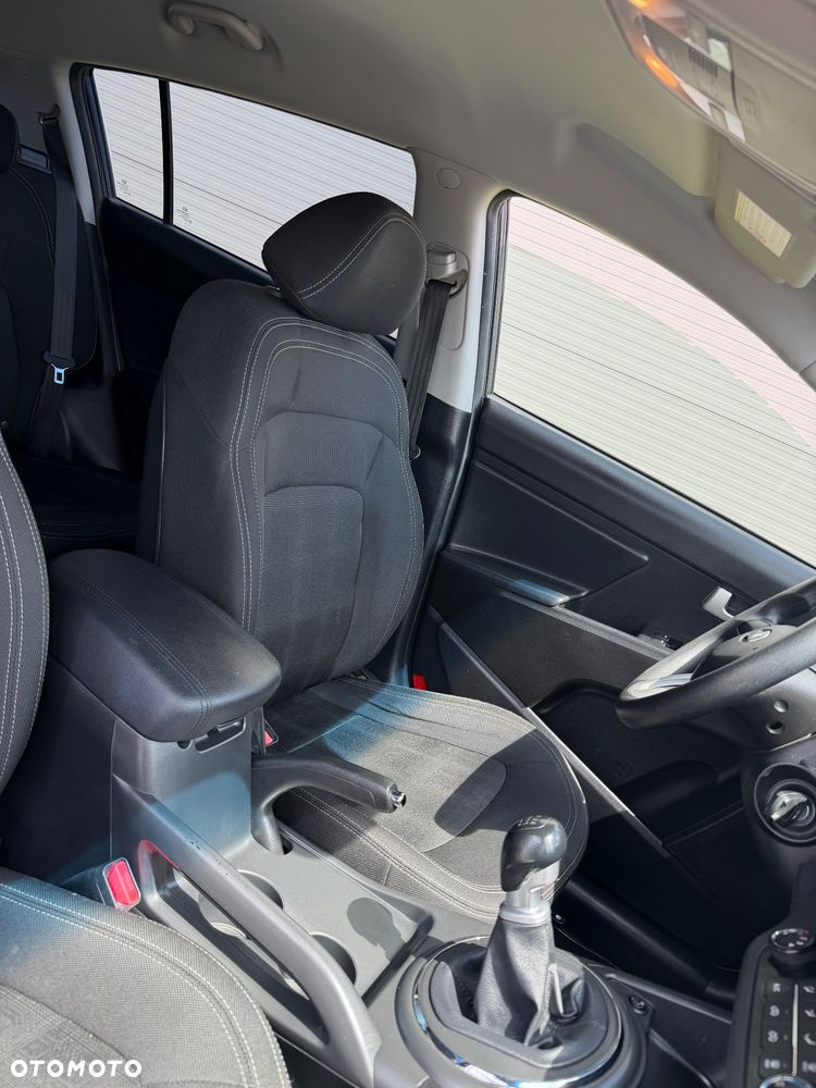 Kia Sportage 1.6 GDI 2WD ISG Spirit - 21