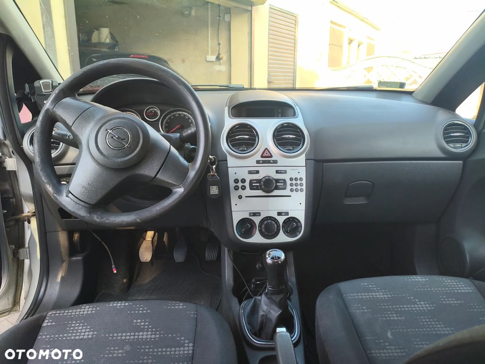 Opel Corsa - 15