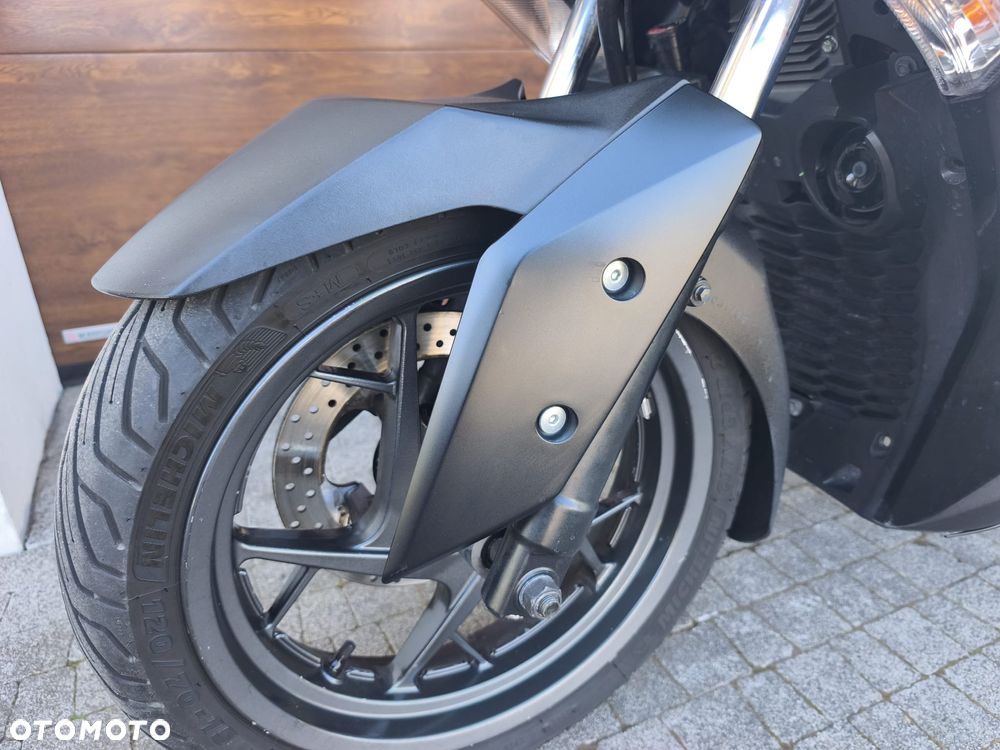 Yamaha X-max - 6