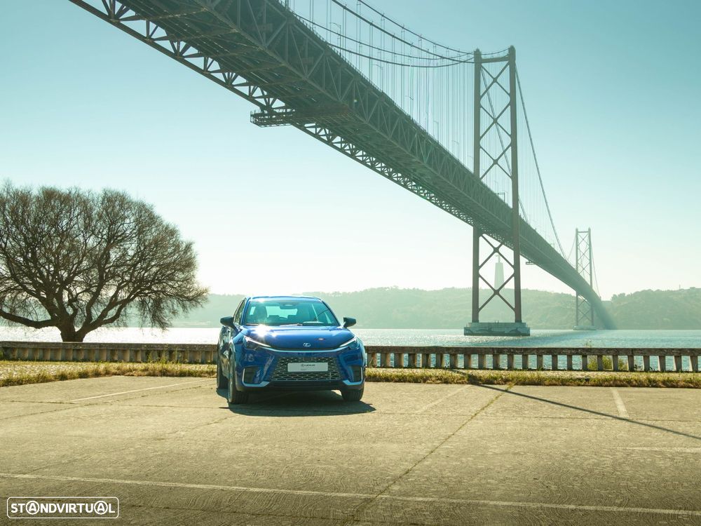 Lexus LBX Elegant - 17