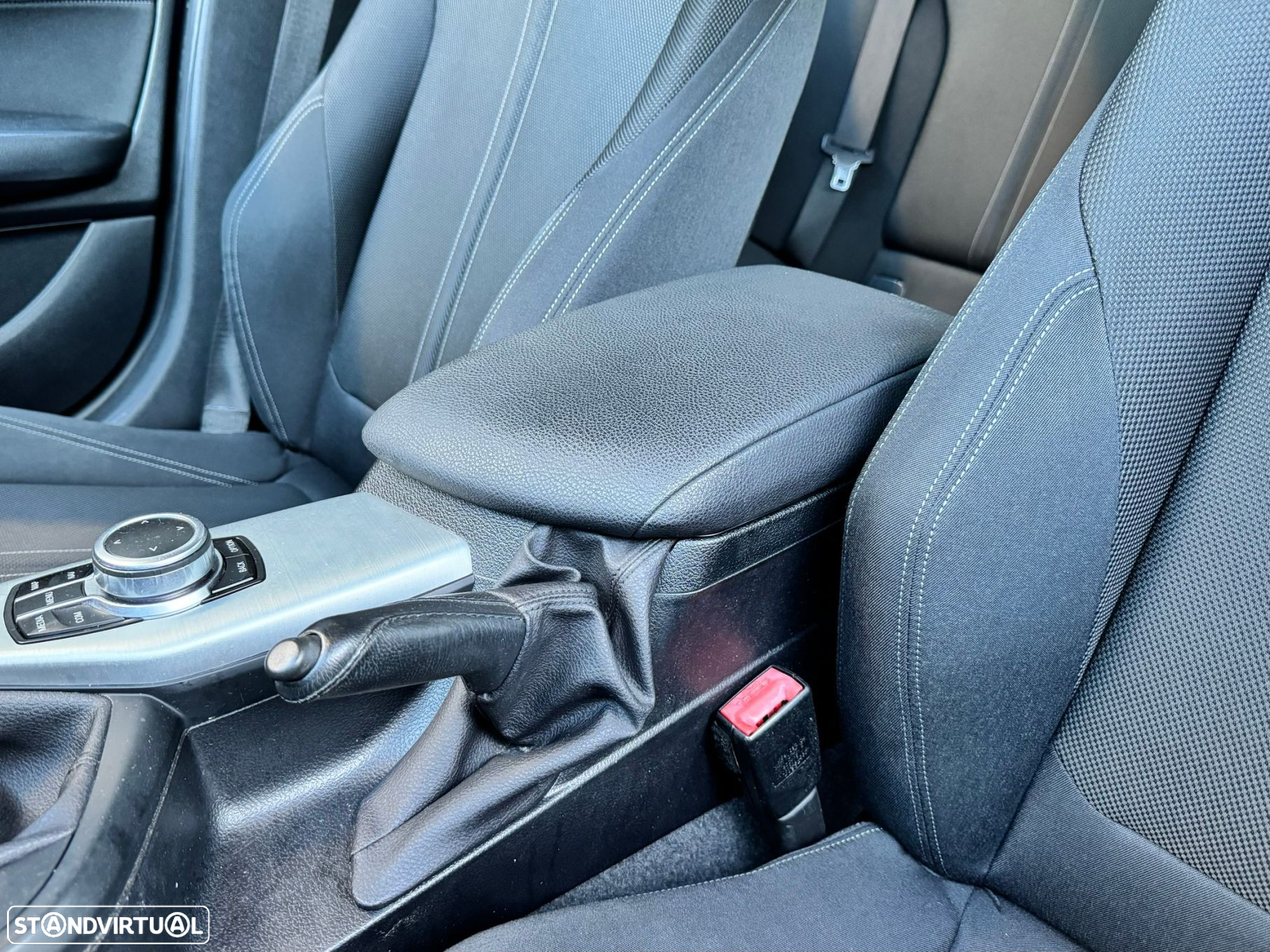 BMW 116 d EDynamics Advantage - 17