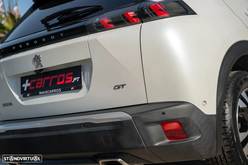 Peugeot 2008 1.2 PureTech GT Line EAT8 - 12