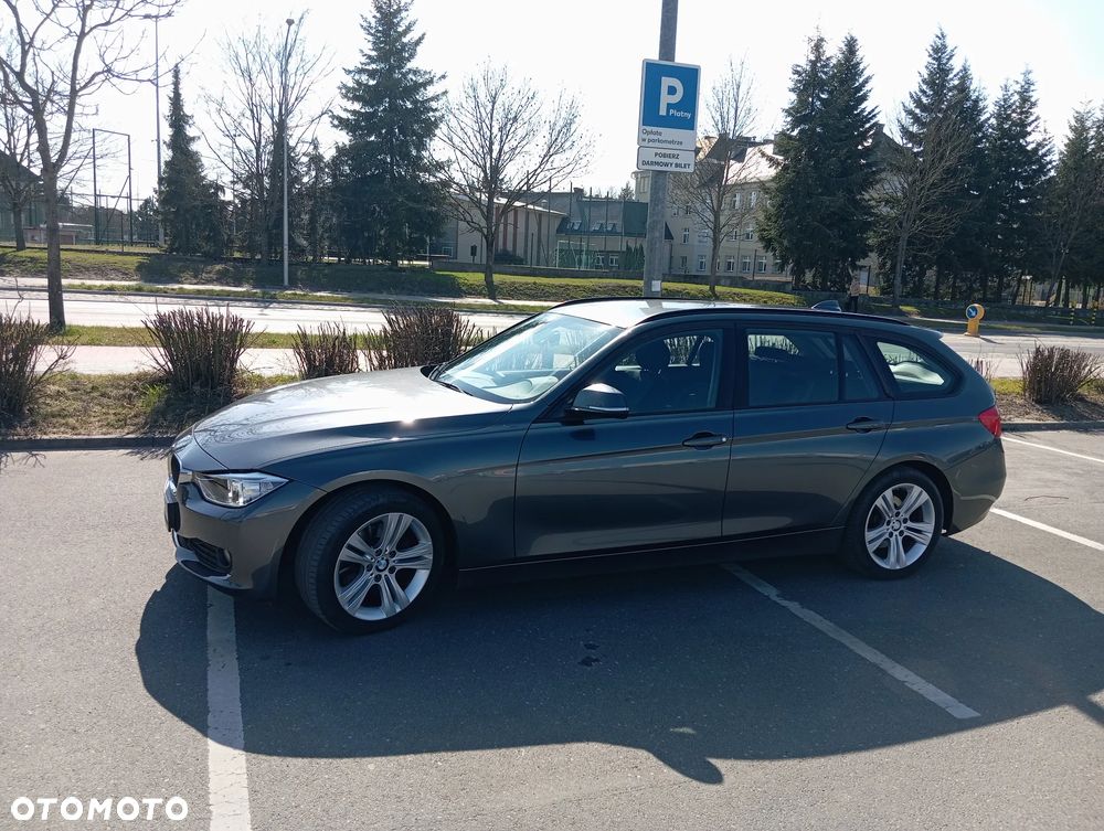 BMW Seria 3 320d DPF - 3