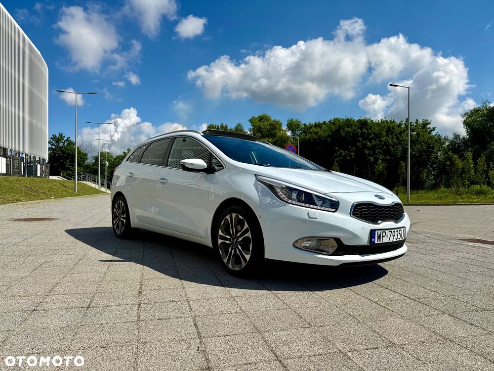 Kia Ceed 1.6 CRDi 128 Platinum Edition - 10