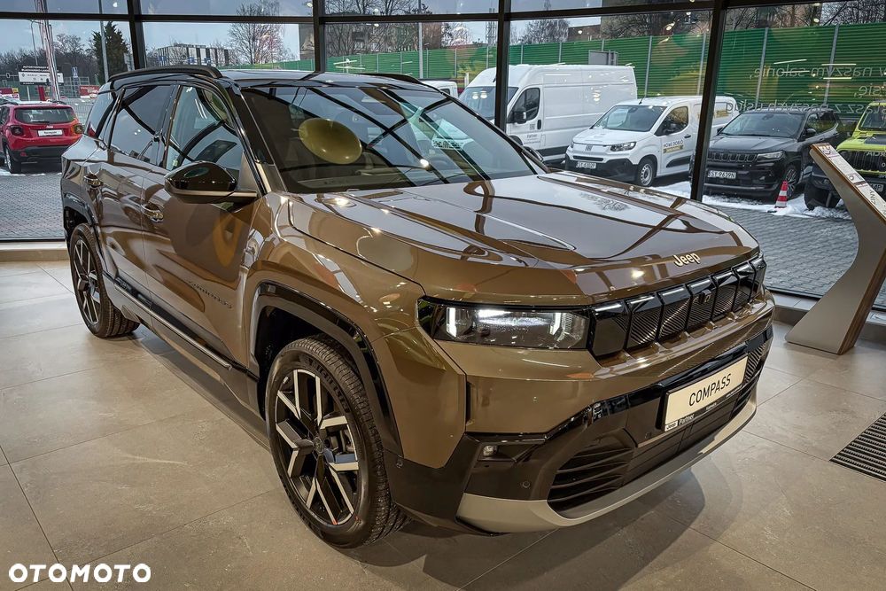 Jeep Compass 73.7kWh First Edition FWD - 9