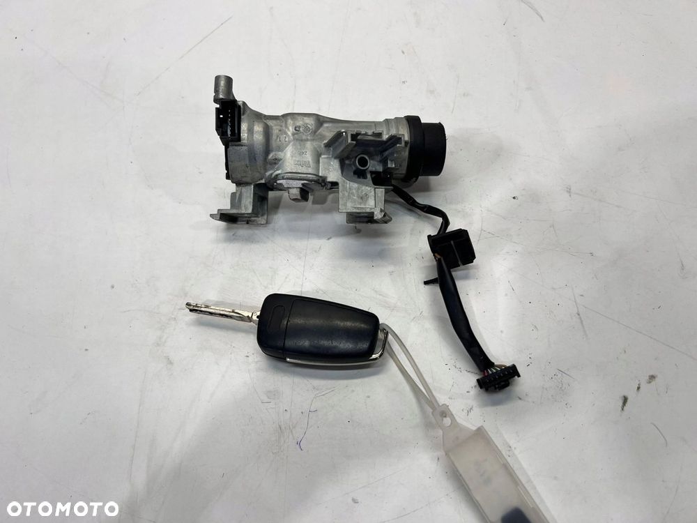 STACYJKA + PILOT AUDI VOLKSWAGEN SEAT SKODA 1K0905851B 8P0837220D - 2