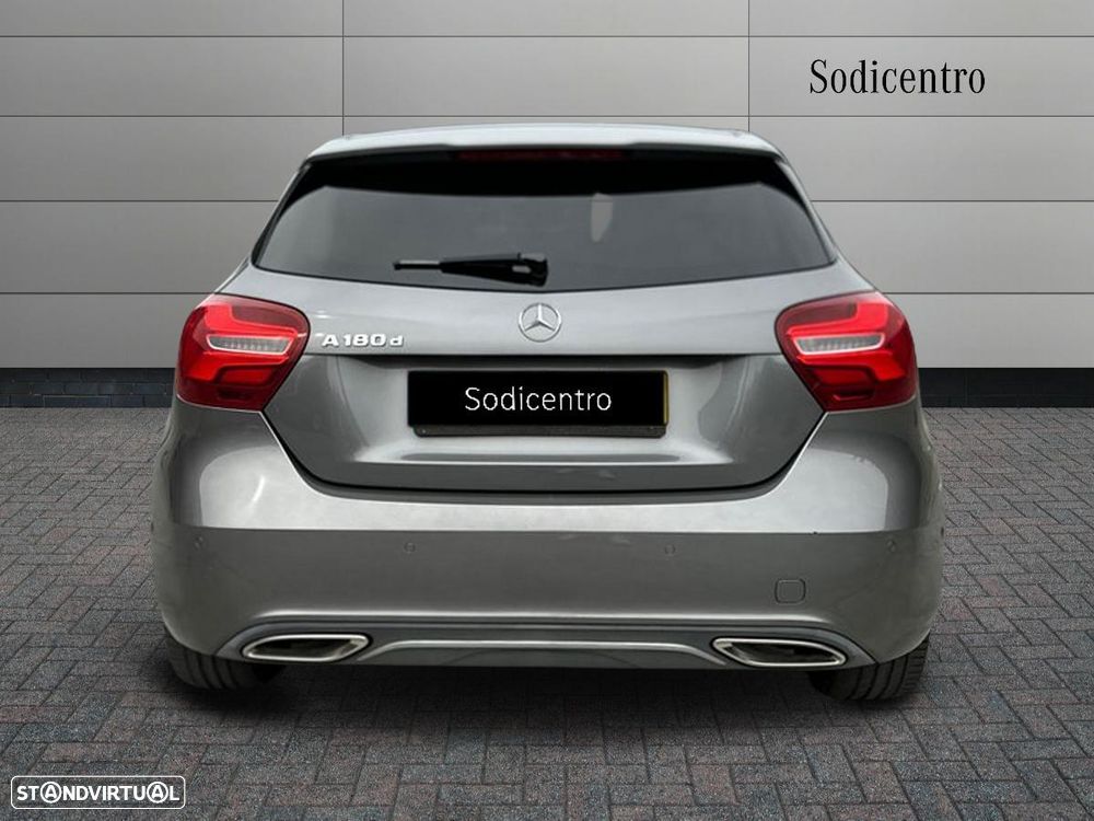 Mercedes-Benz A 180 d Urban Aut. - 9