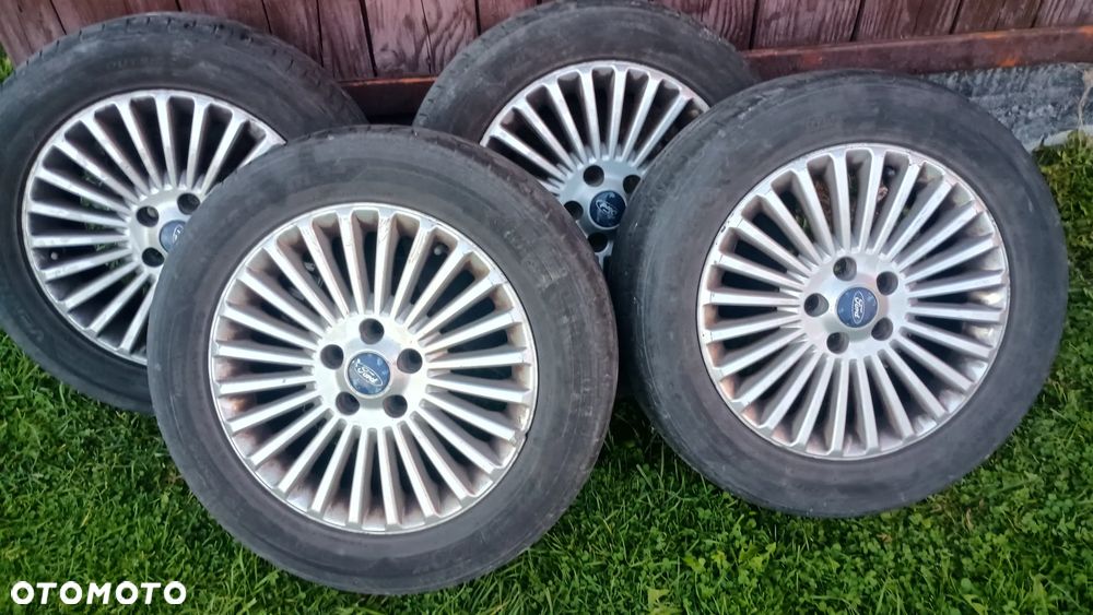 Ford Mondeo - 12