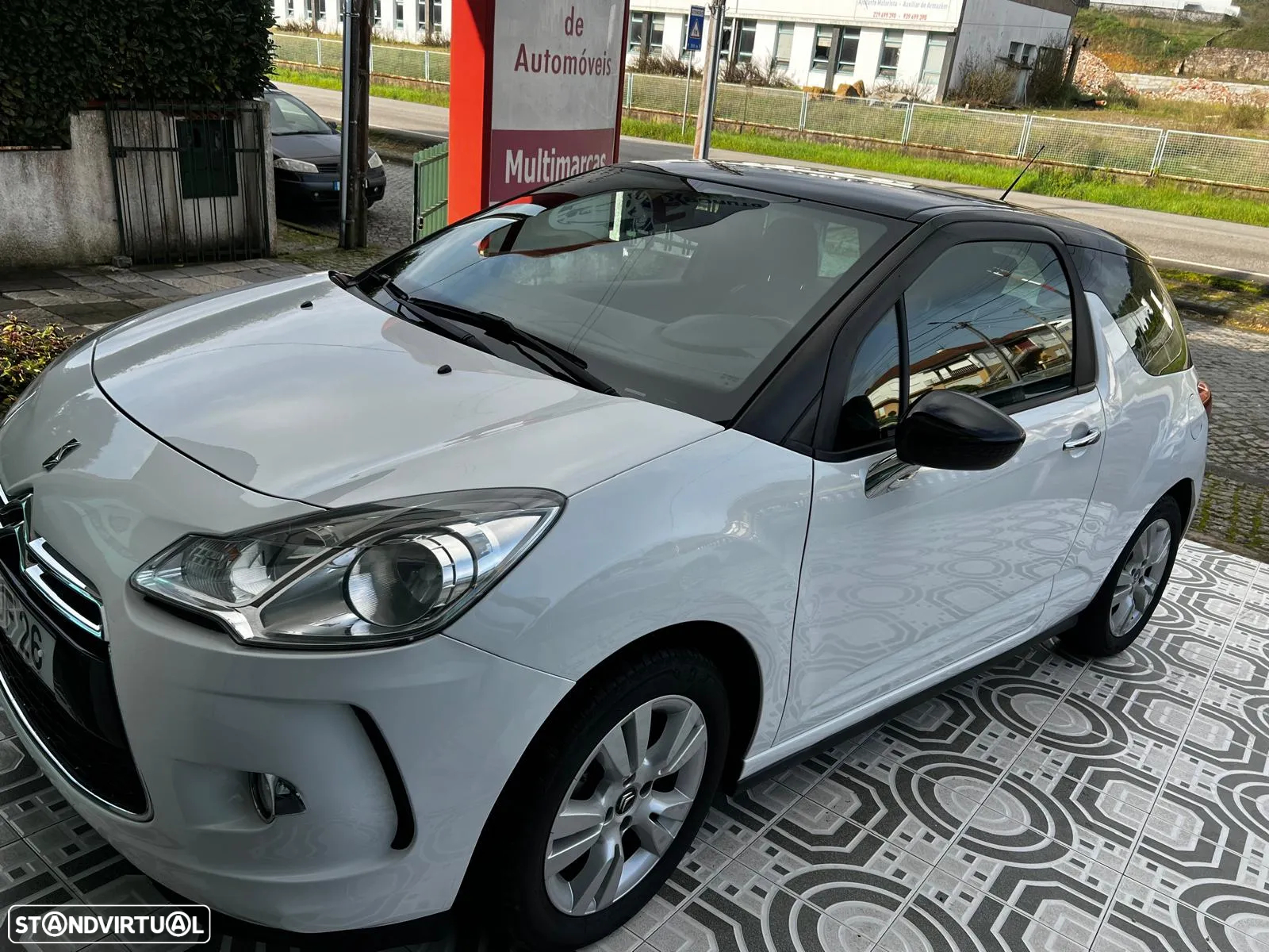 Citroën DS3 1.6 e-HDi So Chic - 22