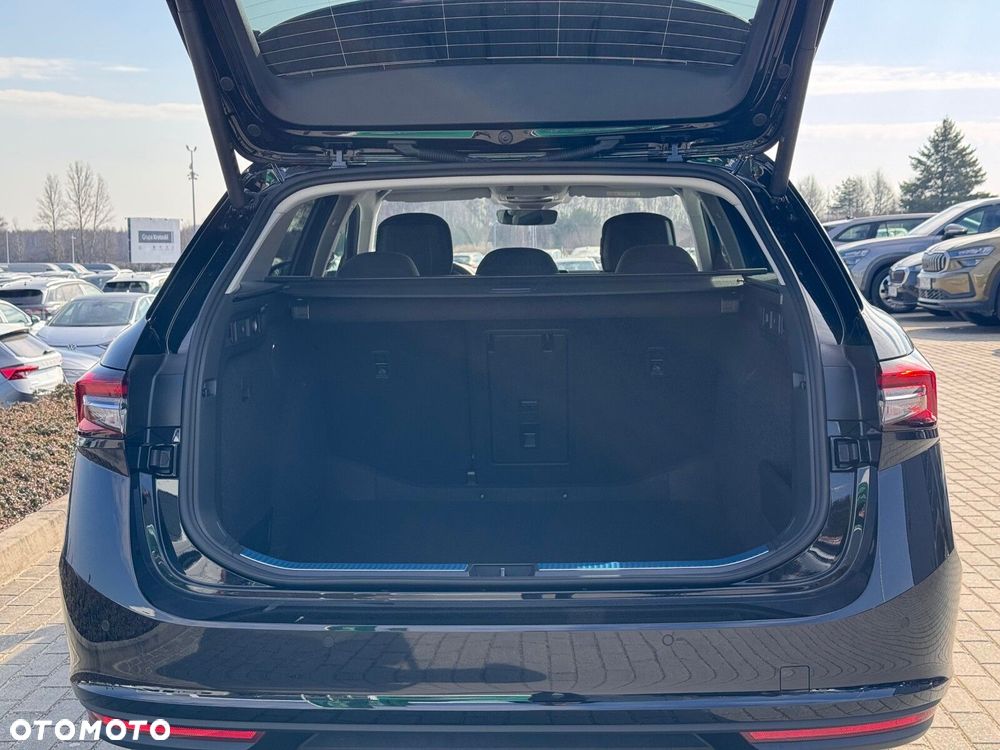 Skoda Superb 2.0 TDI SCR Drive DSG - 6