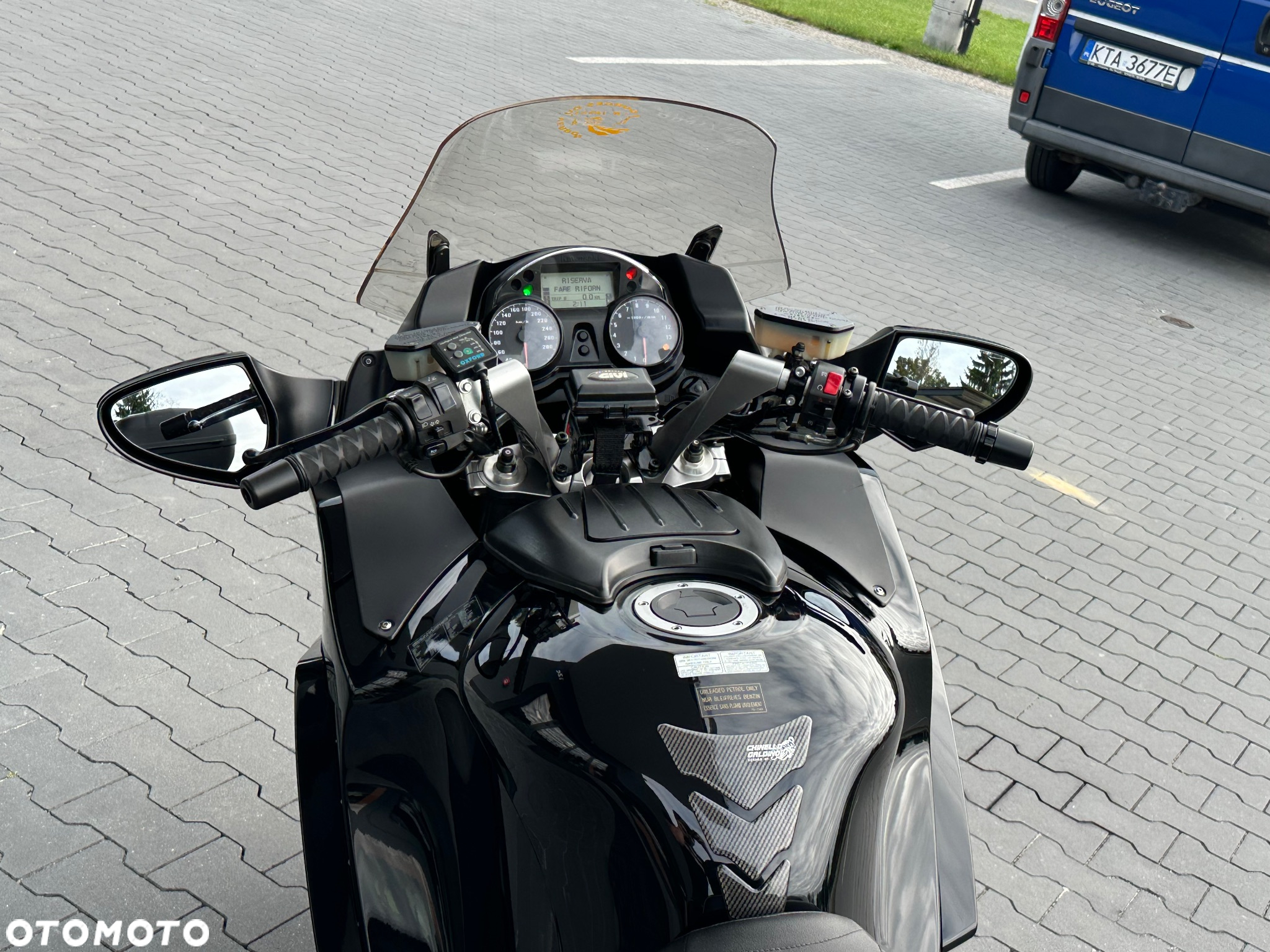 Kawasaki GTR - 22