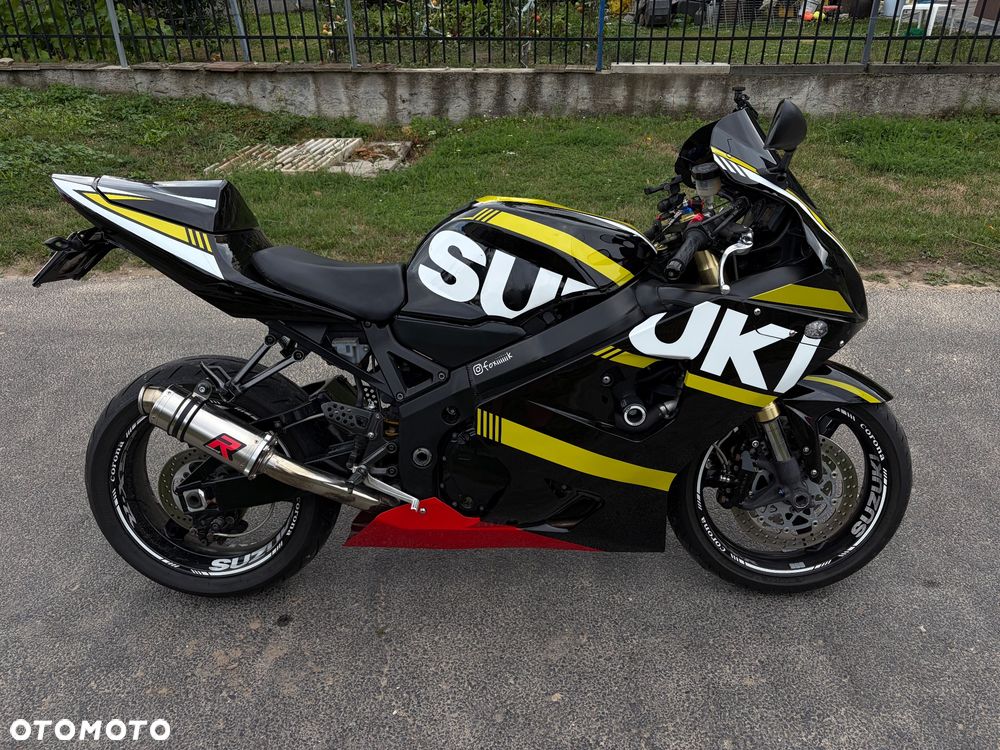 Suzuki GSX-R - 4