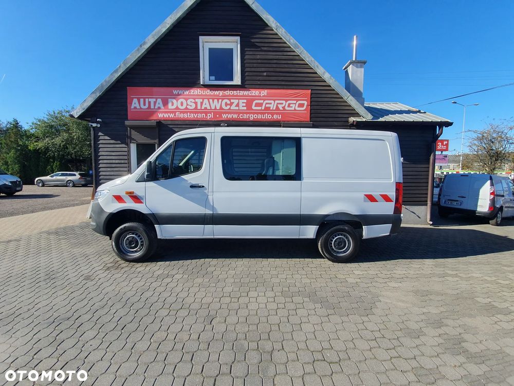 Mercedes-Benz Sprinter - 7