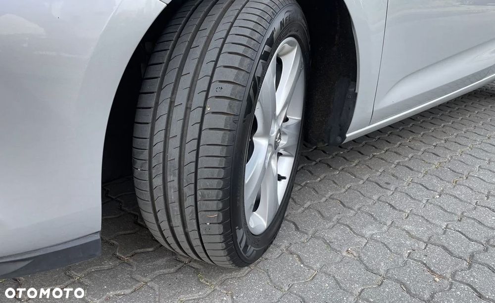 Opel Astra 1.6 D Start/Stop Dynamic - 12