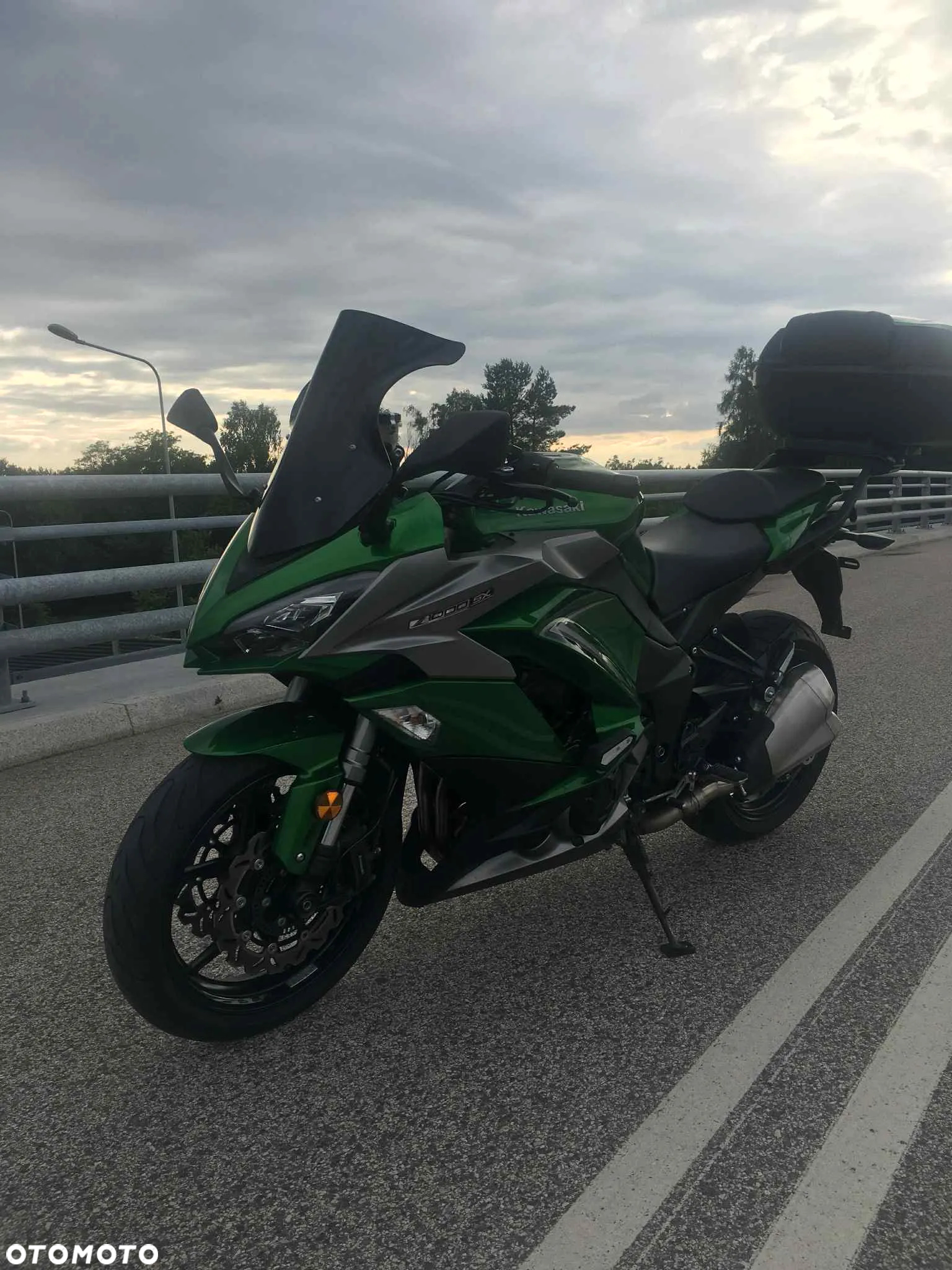 Kawasaki Ninja 1000 SX - 14