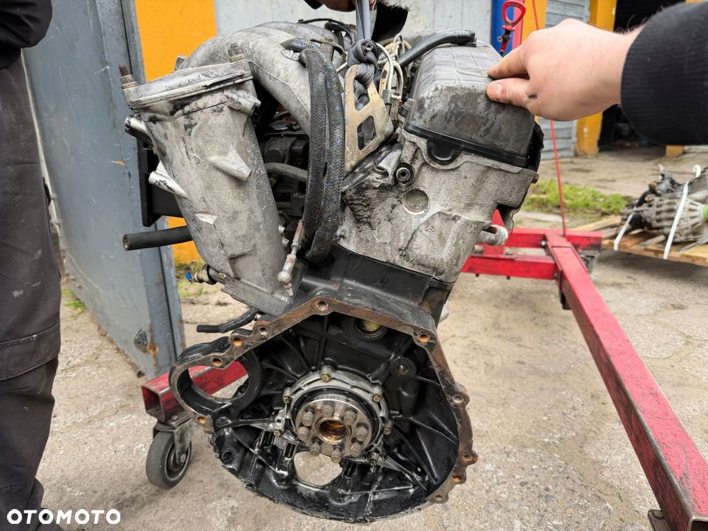 silnik kompletny mercedes e w124 190 w201 200d 2.0 d om601 75km wózek widło - 6