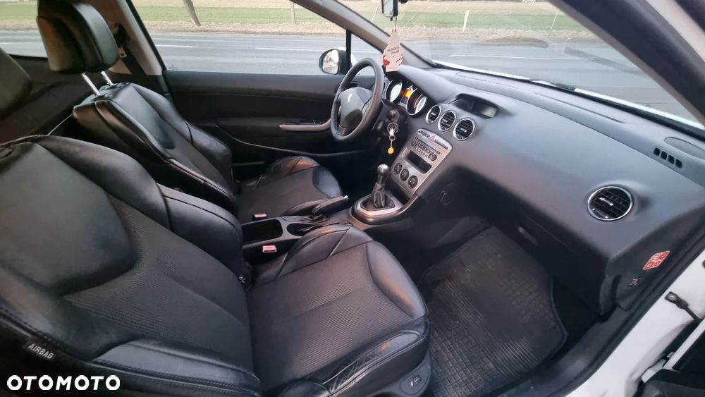 Peugeot 308 1.6 HDi Presence - 13